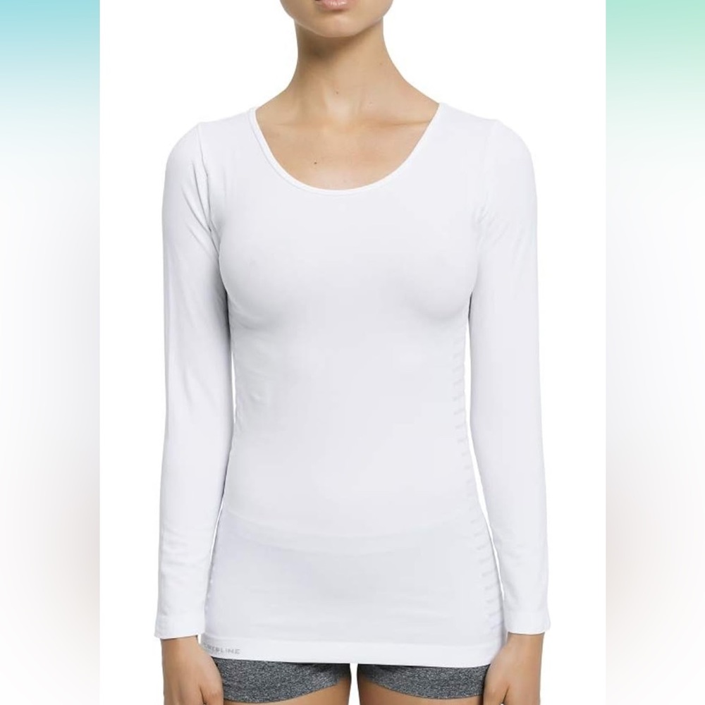 PURELIME SEAMLESS LONG SLEEVE in White. Women’s XXS/XS